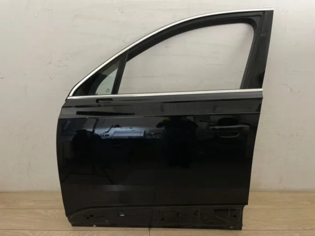 Дверь передняя левая для Audi Q7 4M 2015+ на фотографиях