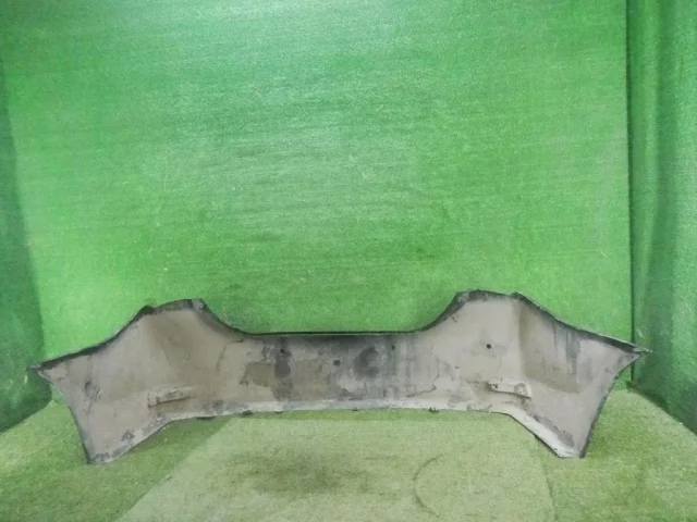 Бампер задний для Toyota Corolla E160/E180 Седан (RU) 2012-2016 на фотографиях