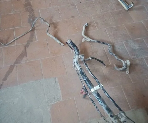 Горловина топливного бака для Toyota RAV4 XA40 rest 2015-2019 на фотографиях