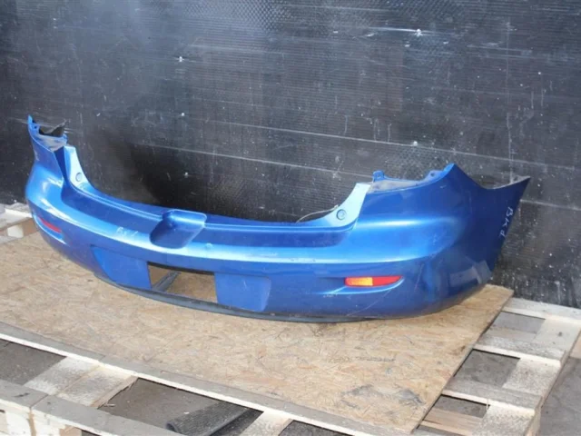 Бампер задний для Mazda 3 BK Хэтчбек 2003-2009 на фотографиях