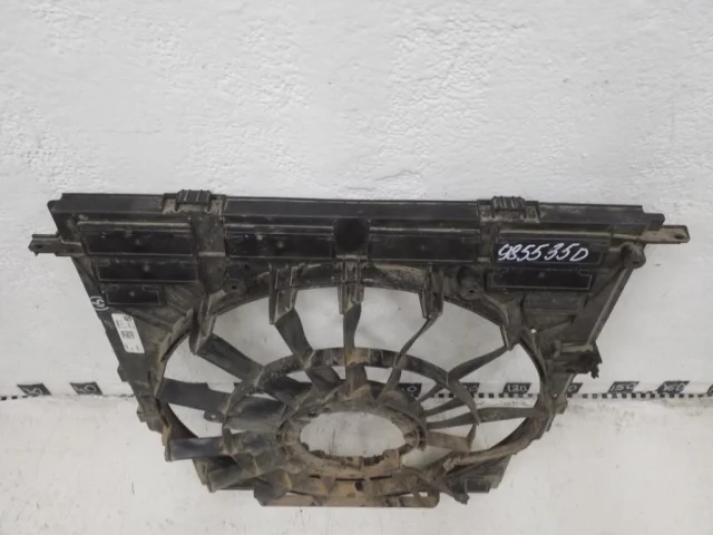 Вентилятор радиатора охлаждения ДВС для BMW X5 G05 2018+ на фотографиях