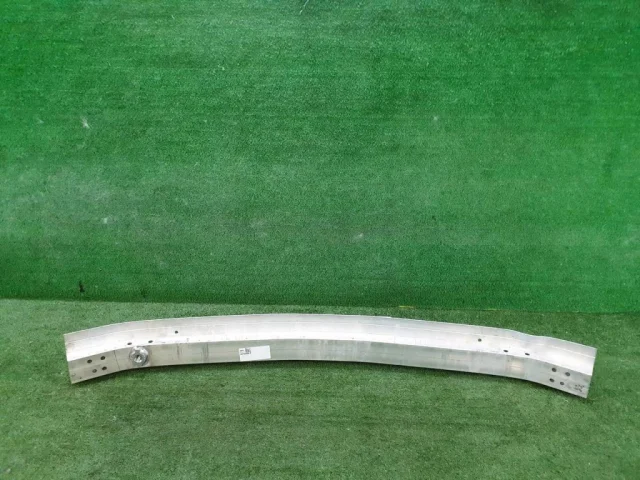 Бампер для Mercedes-Benz GLB class X247 2019+ на фотографиях