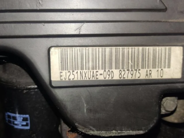 Двигатель без навесного для Subaru Legacy Универсал BH/B12 1998-2003 на фотографиях