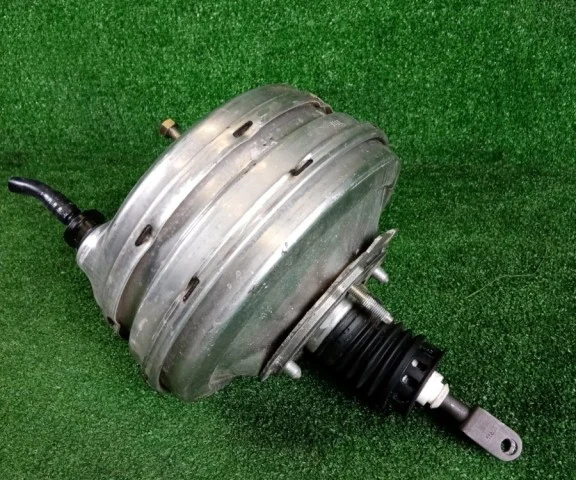 Вакуумный усилитель тормозов для BMW 5er Е60 2003-2010 на фотографиях