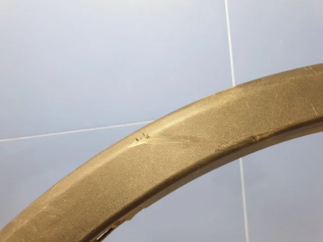 Молдинг крыла передний правый для Toyota RAV4 XA40 rest 2015-2019 на фотографиях