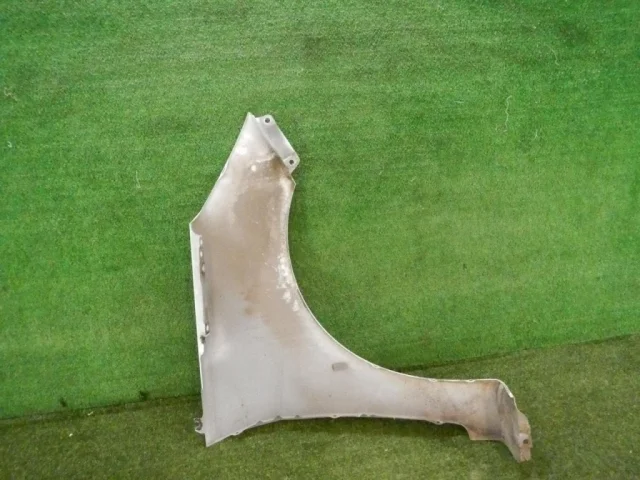 Крыло левое для Hyundai Solaris 1 рестайлинг 2014-2017 на фотографиях