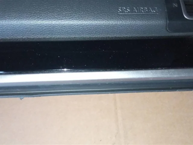 Подушка безопасности пассажира для Subaru Forester SJ 2013-2016 на фотографиях