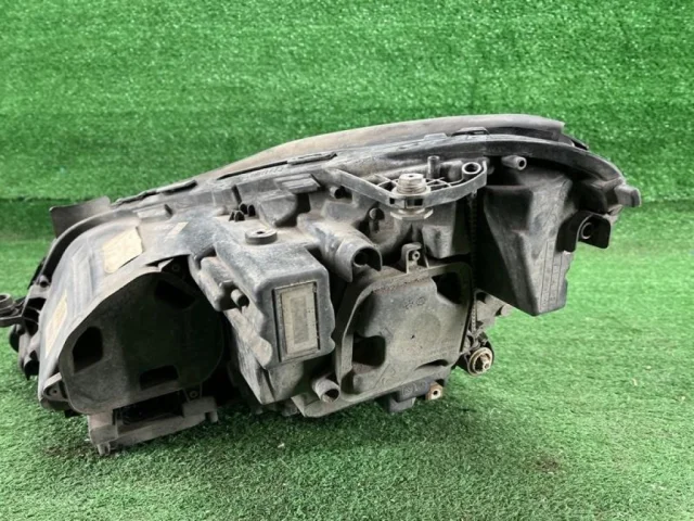 Фара правая для Mercedes-Benz E class C207 2009-2017 на фотографиях