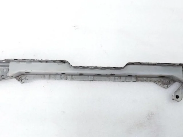 Панель радиатора (телевизор) для Chevrolet Cruze 1 J300 2009-2015 на фотографиях