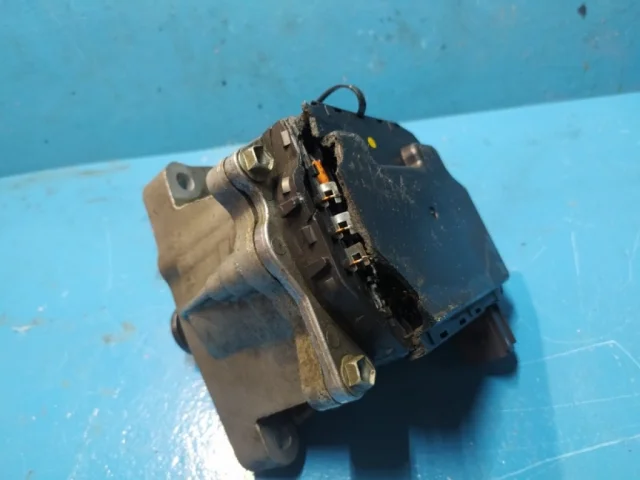 Блок управления двигателем для Toyota RAV4 XA30 2005-2012 на фотографиях