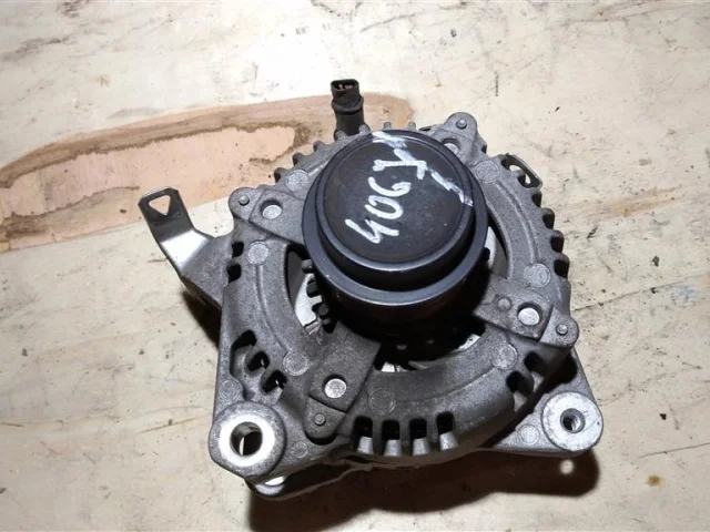 Генератор для Toyota RAV4 XA30 2005-2012 на фотографиях