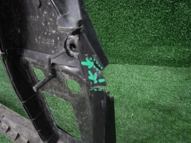 Кронштейн подушки двигателя для Audi Q3 8U 2011-2019 на фотографиях