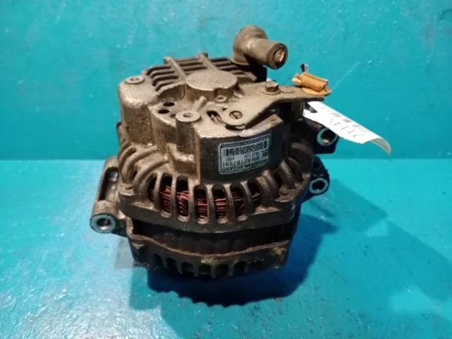 Генератор для Honda CR-V RD 2001-2006 на фотографиях