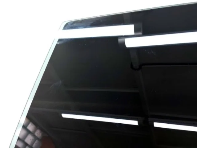 Стекло двери заднее левое для Audi Q7 4M 2015+ на фотографиях