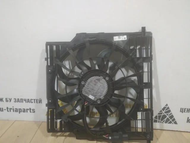 Вентилятор радиатора охлаждения ДВС для BMW X5 G05 2018+ на фотографиях