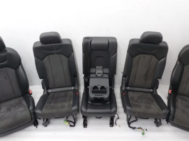 Салон для Audi Q7 4M 2015+ на фотографиях