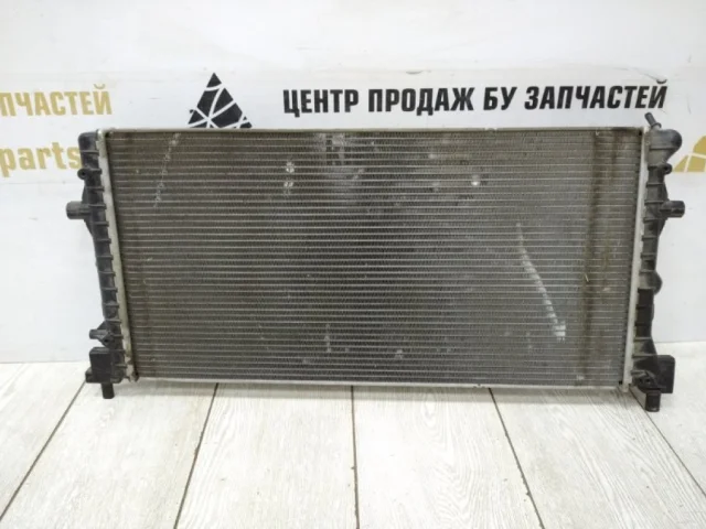 Радиатор охлаждения ДВС для Skoda Rapid II 2020+ на фотографиях