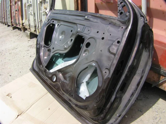 Двери для Opel Insignia Хэтчбек A 2008-2017 на фотографиях