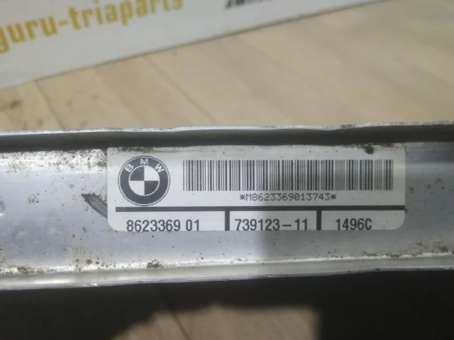 Радиатор охлаждения ДВС для BMW X3 F25 2010-2017 на фотографиях