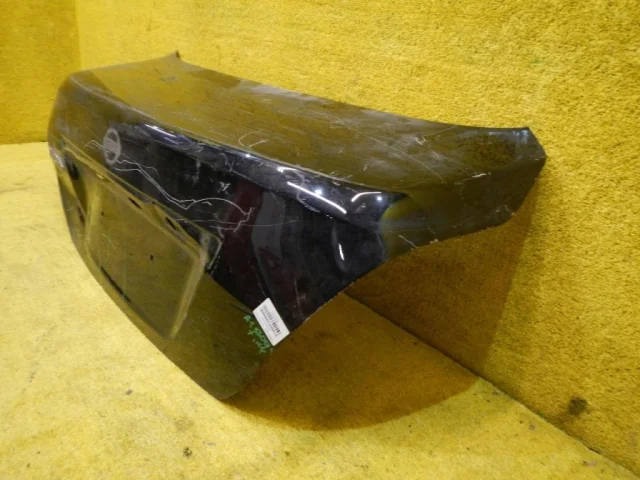 Крышка багажника для Nissan Tiida SC11 Седан 2007-2014 на фотографиях