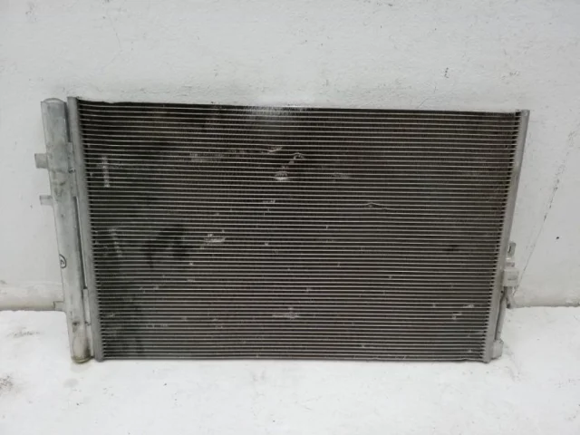Радиатор кондиционера для BMW X3 F25 2010-2017 на фотографиях