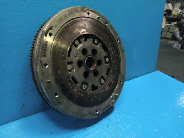 Маховик для Nissan X-Trail T32 JDM 2013-2022 на фотографиях