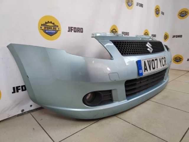 Бампер передний для Suzuki Swift Хэтчбек 3-d 2004-2010 на фотографиях