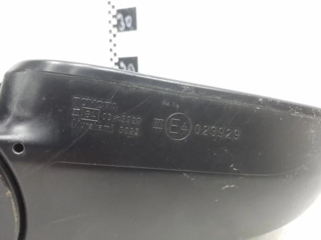 Зеркало заднего вида (в салоне) для Toyota RAV4 XA40 rest 2015-2019 на фотографиях