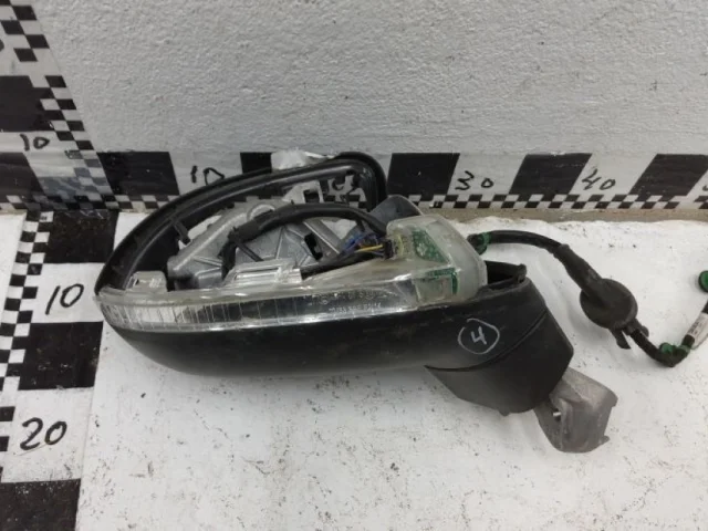 Зеркало боковое левое для Volkswagen Passat (B8.5) 2019+ на фотографиях