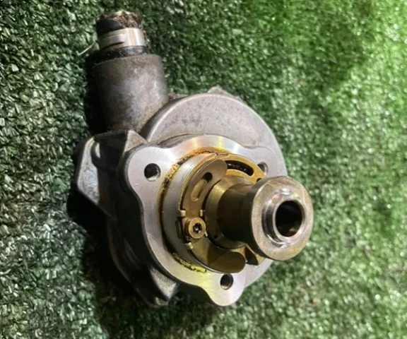 Вакуумный усилитель тормозов для BMW 5er Е60 2003-2010 на фотографиях