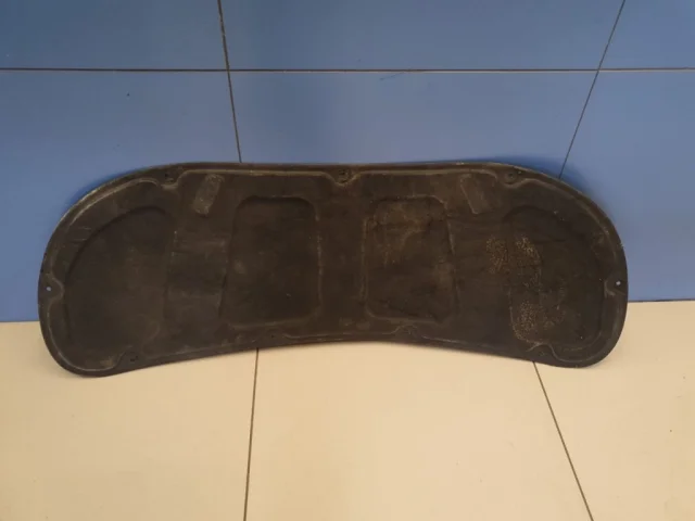 Шумоизоляция капота для Kia Rio 3 на фотографиях