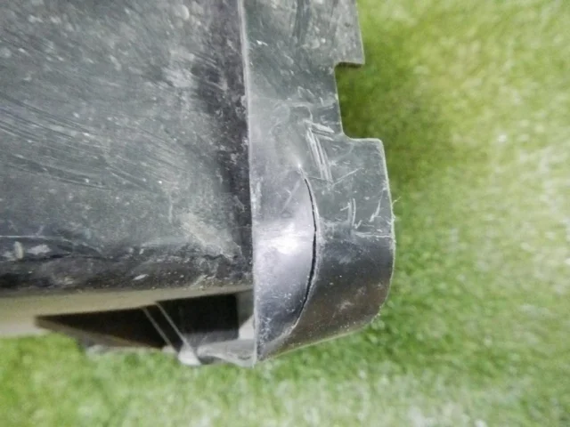 Корпус воздушного фильтра для Mazda CX 5 KF 2017 на фотографиях