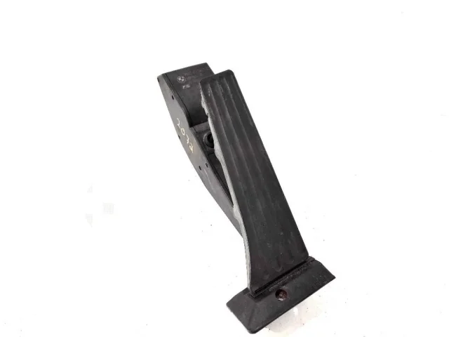 Электронная педаль газа для BMW 3er Е91 Touring 2006-2012 на фотографиях