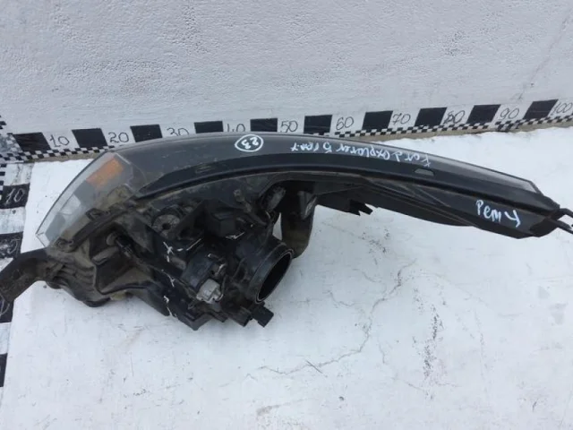 Фара правая для Ford Explorer U502 2011-2016 на фотографиях