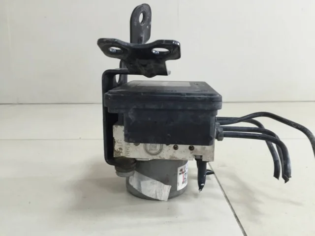 Гидроблок ABS для Hyundai Tucson TL rest 2018-2021 на фотографиях