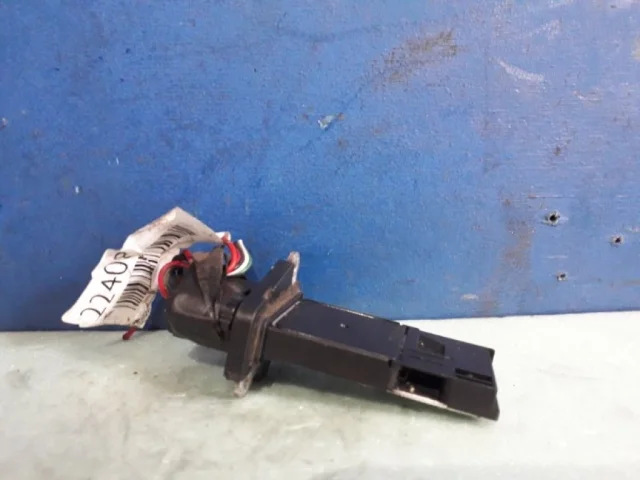 Датчик массового расхода воздуха для Nissan X-Trail T30 RU 2001-2007 на фотографиях