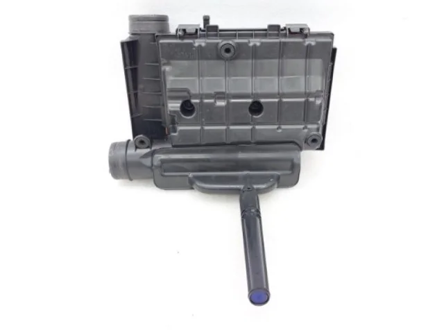 Корпус воздушного фильтра для Skoda Rapid II 2020+ на фотографиях