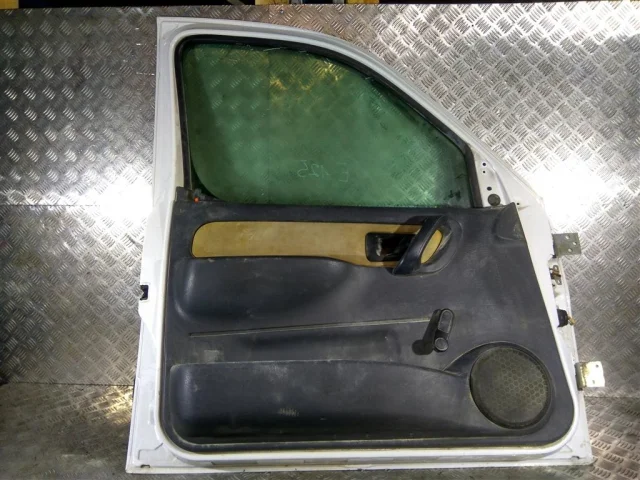 Двери для Citroen Berlingo 1 M59 Минивэн 2002-2012 на фотографиях