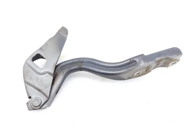 Петля капота левая для Hyundai Solaris 1 рестайлинг 2014-2017 на фотографиях