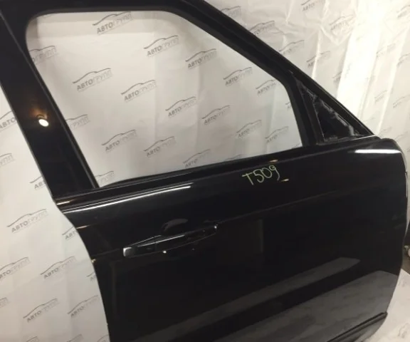 Дверь передняя правая для Land Rover Range Rover Sport L494 2013-2017 на фотографиях