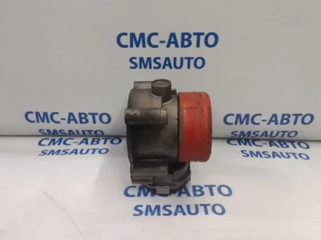 Дроссельная заслонка для Mercedes-Benz C class CL203 2000-2008 на фотографиях