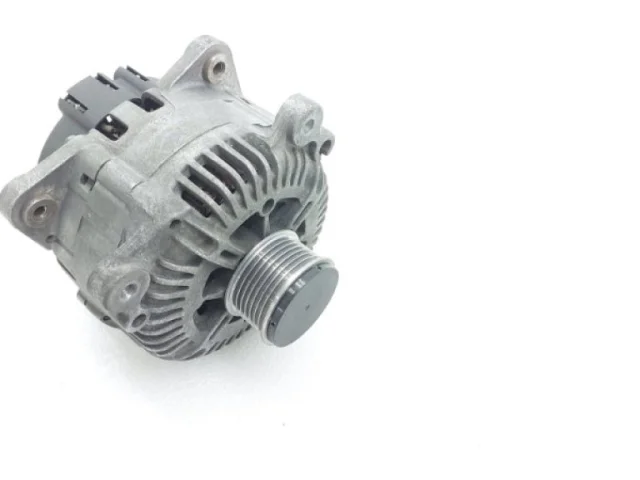 Генератор для Audi Q7 4L 2005-2015 на фотографиях