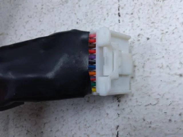 Зеркало боковое правое для Toyota Land Cruiser 200 2007-2015 на фотографиях