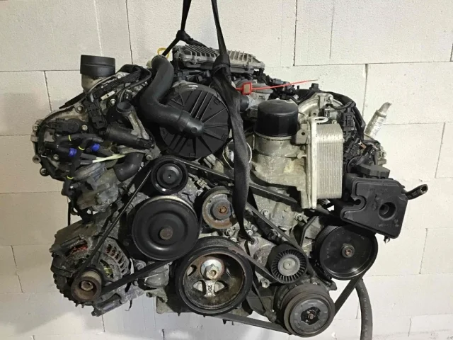 Двигатель без навесного для Mercedes-Benz CLK class A209 2002-2011 на фотографиях