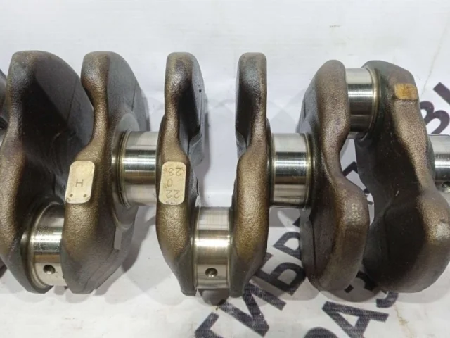 Коленвал для Toyota RAV4 XA30 2005-2012 на фотографиях