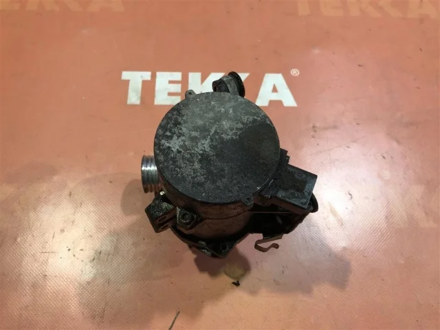 Насос охлаждающей жидкости ДВС(Помпа) для BMW 3er Е93 Кабриолет 2007-2012 на фотографиях