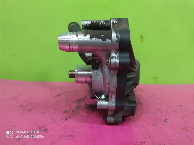 Компрессор кондиционера для Volkswagen Touareg I (7L) 2002-2010 на фотографиях