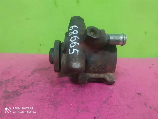 Насос ГУР для Volkswagen Jetta 4 1J 1998-2005 на фотографиях