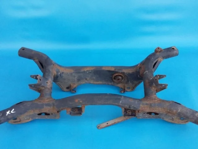 Задняя балка для Mitsubishi ASX I 2010-2012 на фотографиях