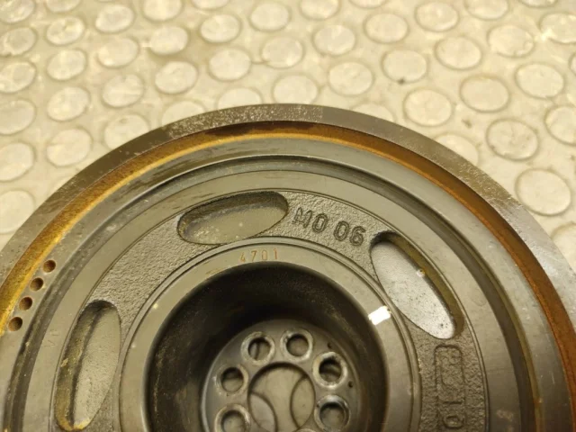 Шкив коленвала для Porsche Cayenne 958 2010-2014 на фотографиях